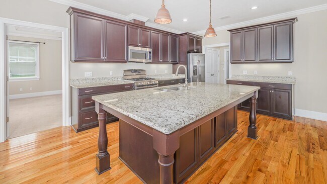Building Photo - 6947 Cortona Hills Way