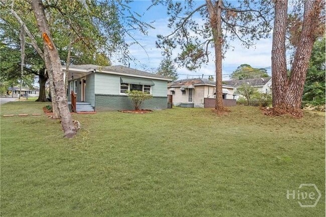 Building Photo - 2102 Auburn St