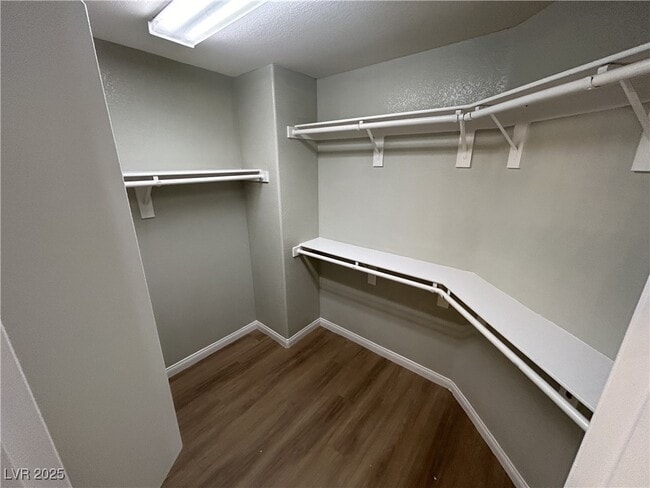 Building Photo - 8439 Regal Hills Ct