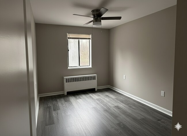 Building Photo - Spacious Sunlit 2BR Apartment – Prime Loca...