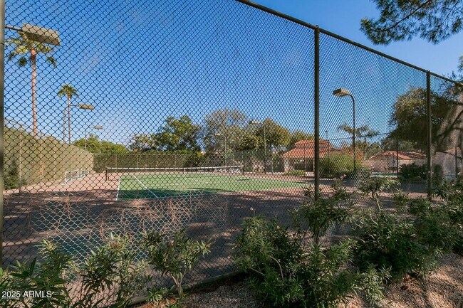 Building Photo - 8829 E Riviera Dr