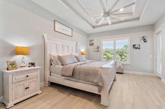 Building Photo - 12955 SW Kanner Hwy