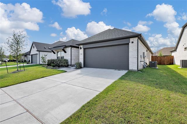 Building Photo - 502 Huntley Dr