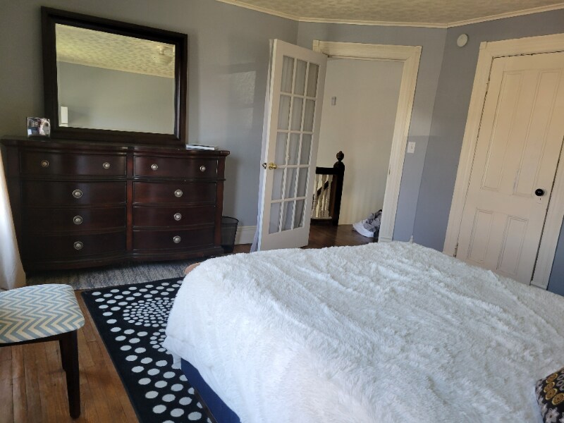 Building Photo - 288 E 1st St