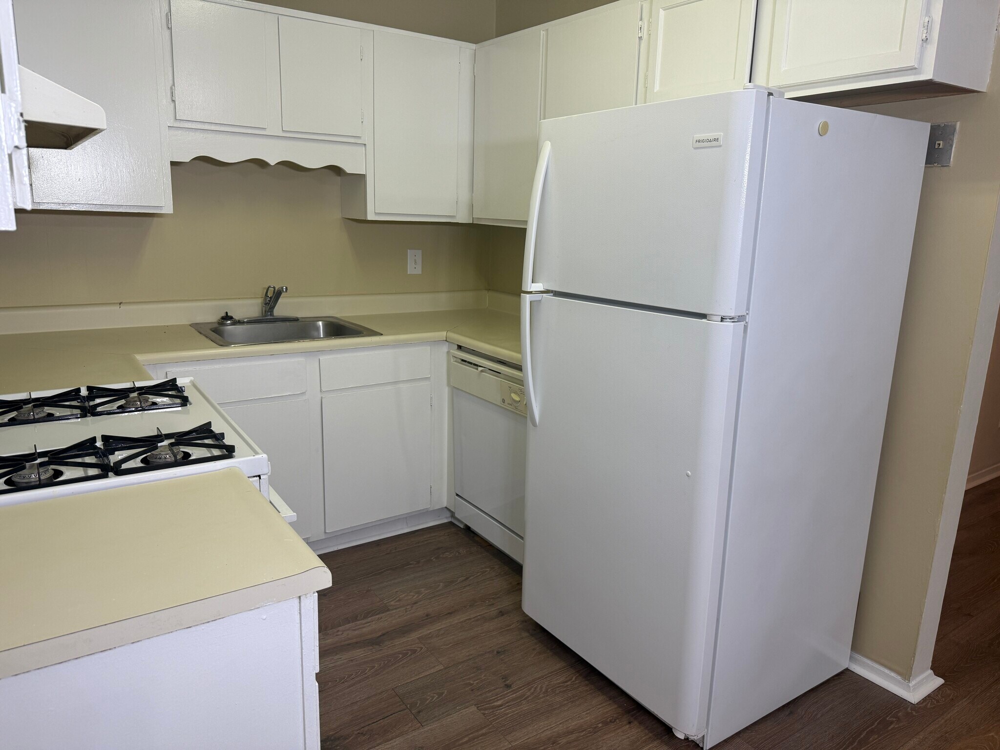 Building Photo - 3062 Destin Cir