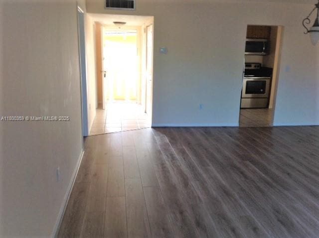 Building Photo - 7470 Miami Lakes Dr