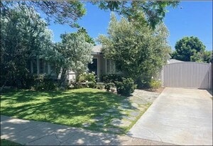 Building Photo - 3016 Bagley Ave