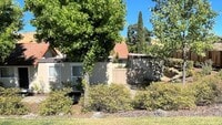 Building Photo - 5 Donner Creek Ct