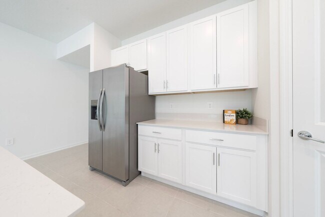 Building Photo - 3 Bedrrom 2 bathroom + Office-Brand-New Luxury Living in Rivington – DeBary, FL