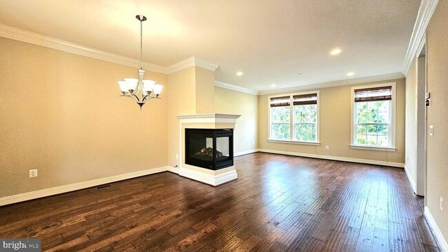 Building Photo - 10607 School St