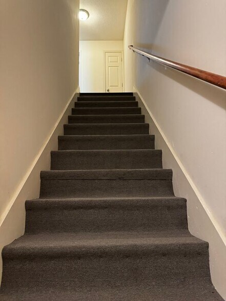 Building Photo - 115 Corvette View Ct