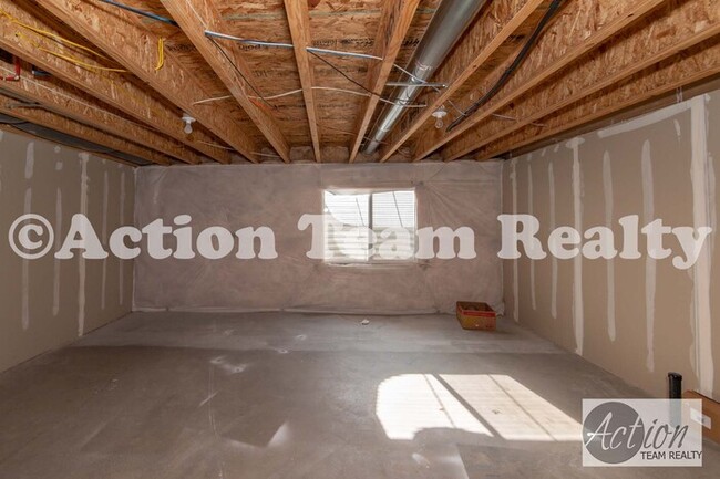 Building Photo - Townhome in Lehi
