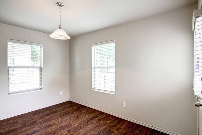 Building Photo - Aspen Park West - 2818 Aspen Meadow, San A...