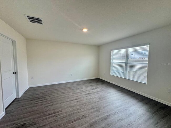 Building Photo - 36015 Sunflower Hl Dr