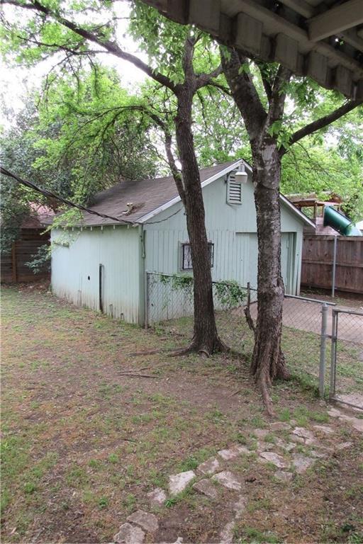 Building Photo - 1715 Briar St