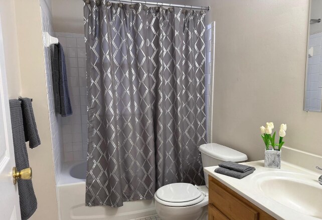 Building Photo - 1340 Fairmont St NW