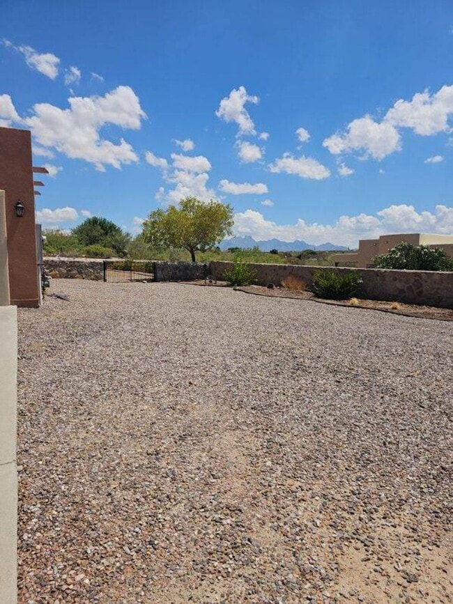 Building Photo - 5070 Usana Ct