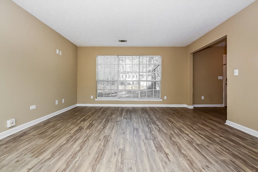 Building Photo - 1341 Birdsong Ln