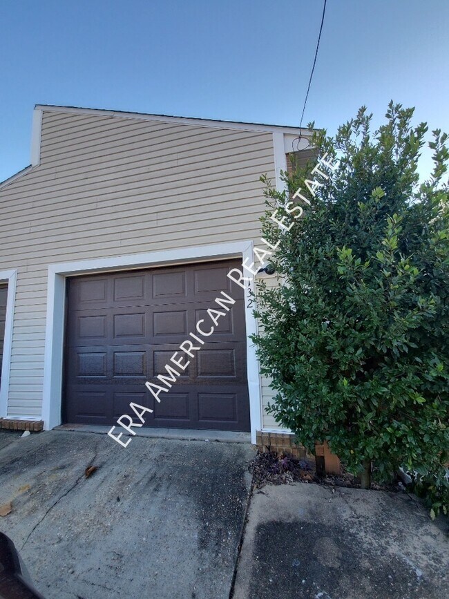 Building Photo - 132 5th Ave