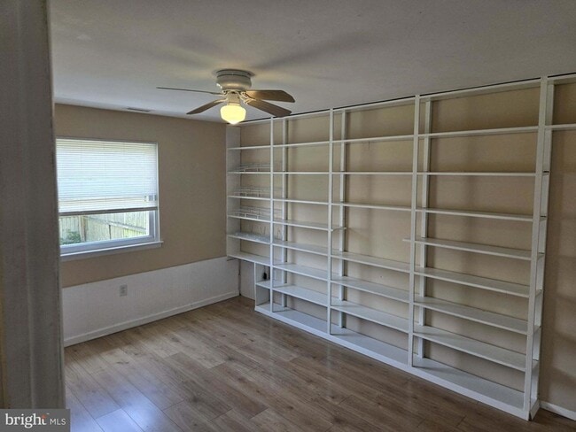 Building Photo - 21 Aldeberan Dr