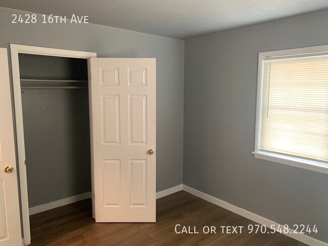 Building Photo - 2428 16th Ave