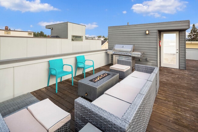 Building Photo - 2222 NW 62nd St