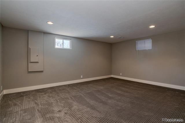 Building Photo - 480 S Ivy St