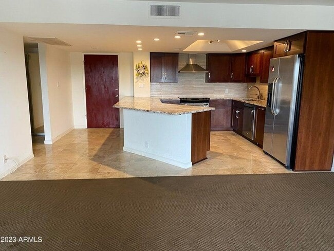 Building Photo - 7820 E Camelback Rd