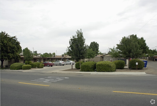 Building Photo - Reedley Elderly