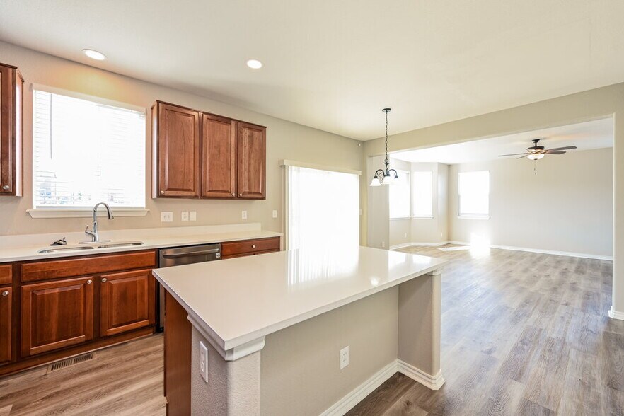 Building Photo - 2487 Paint Pony Ct