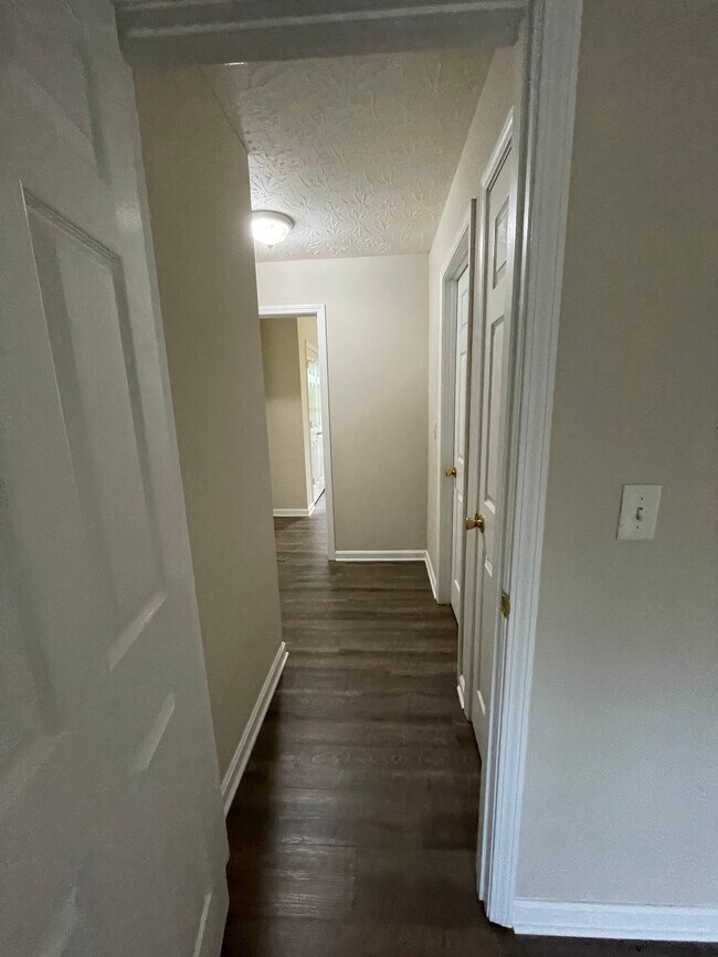 1164 Woodland Dr 1164 Woodland Dr Elizabethtown KY 42701 Apartment