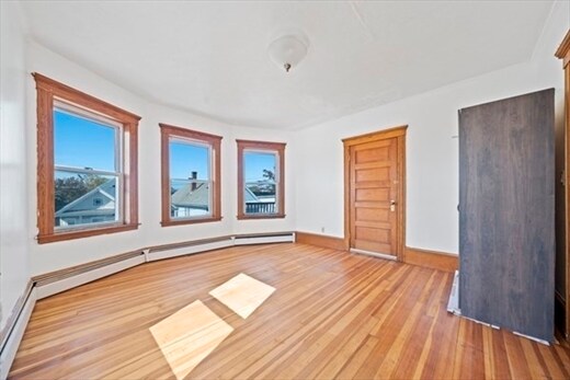 Building Photo - 25 Perkins St