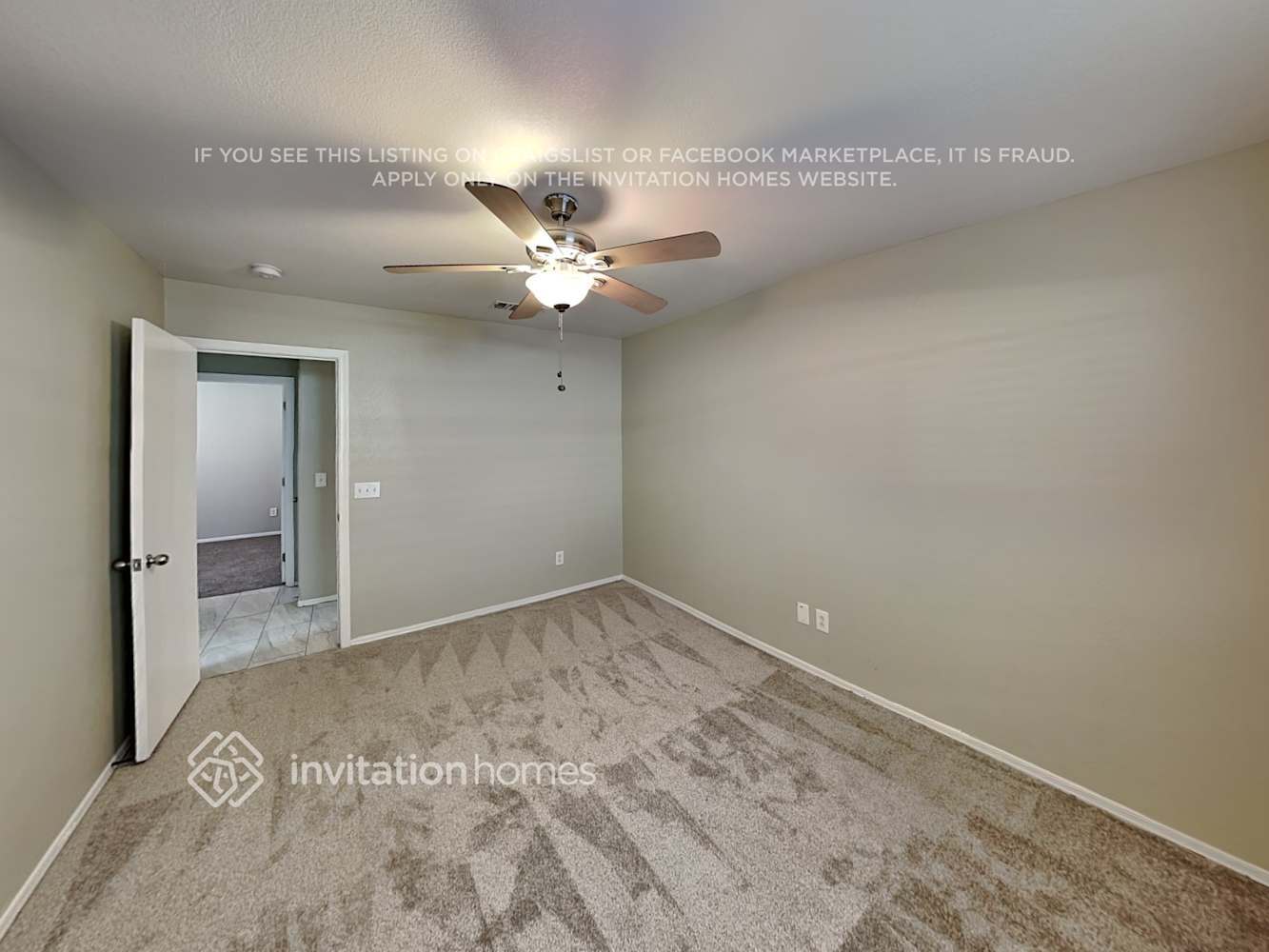 Building Photo - 1039 E Desert Moon Trail