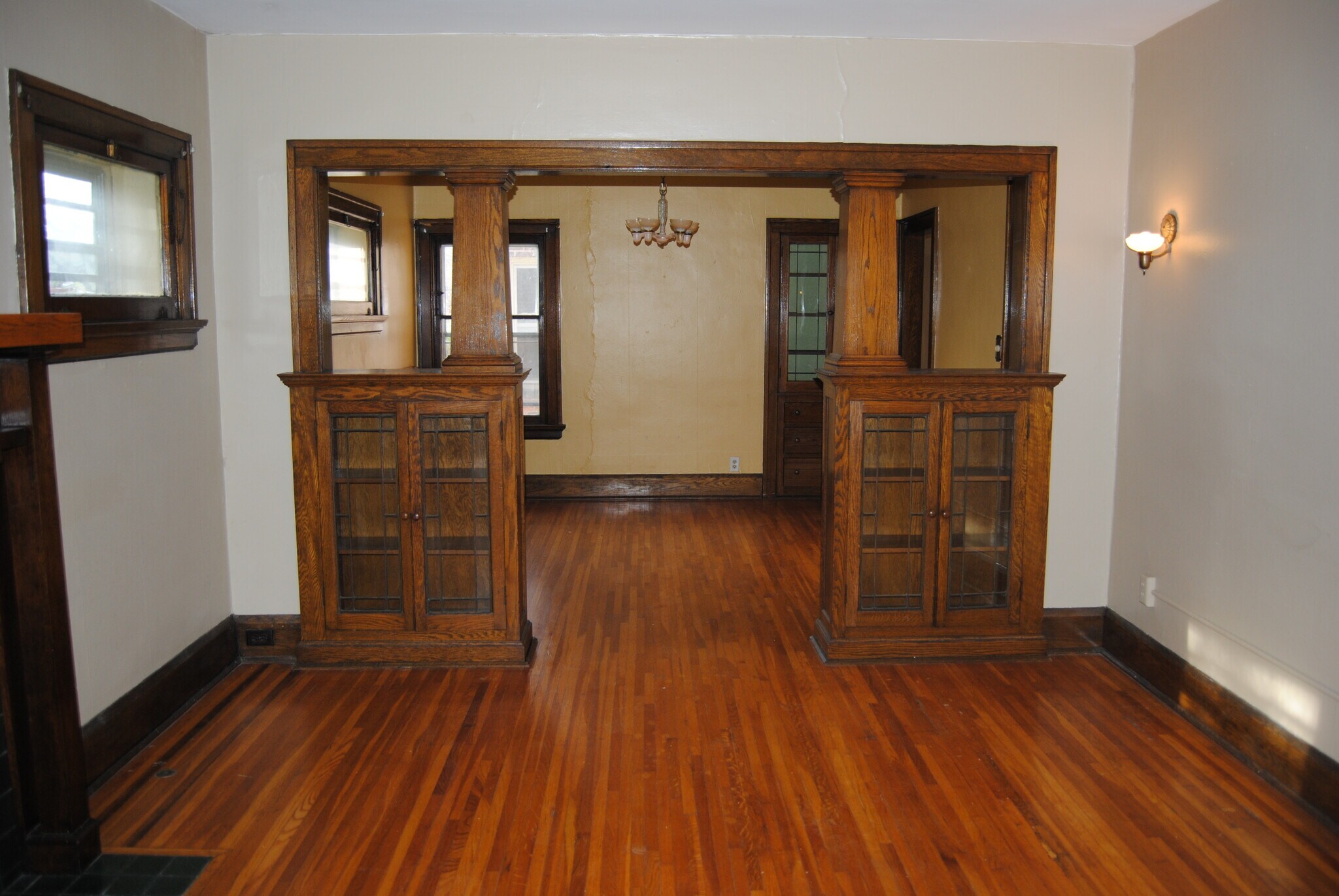 Living to dining room - 414 Floyd St
