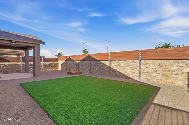 Building Photo - 1408 Dominic Anakin Dr