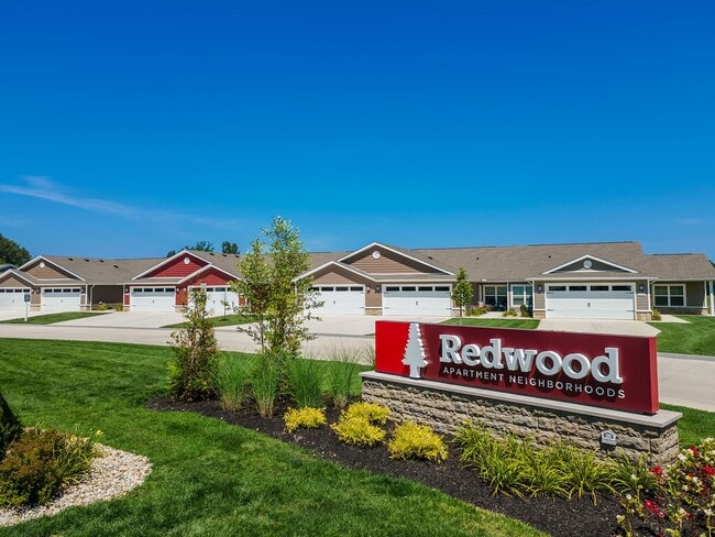 Building Photo - Redwood West Jefferson