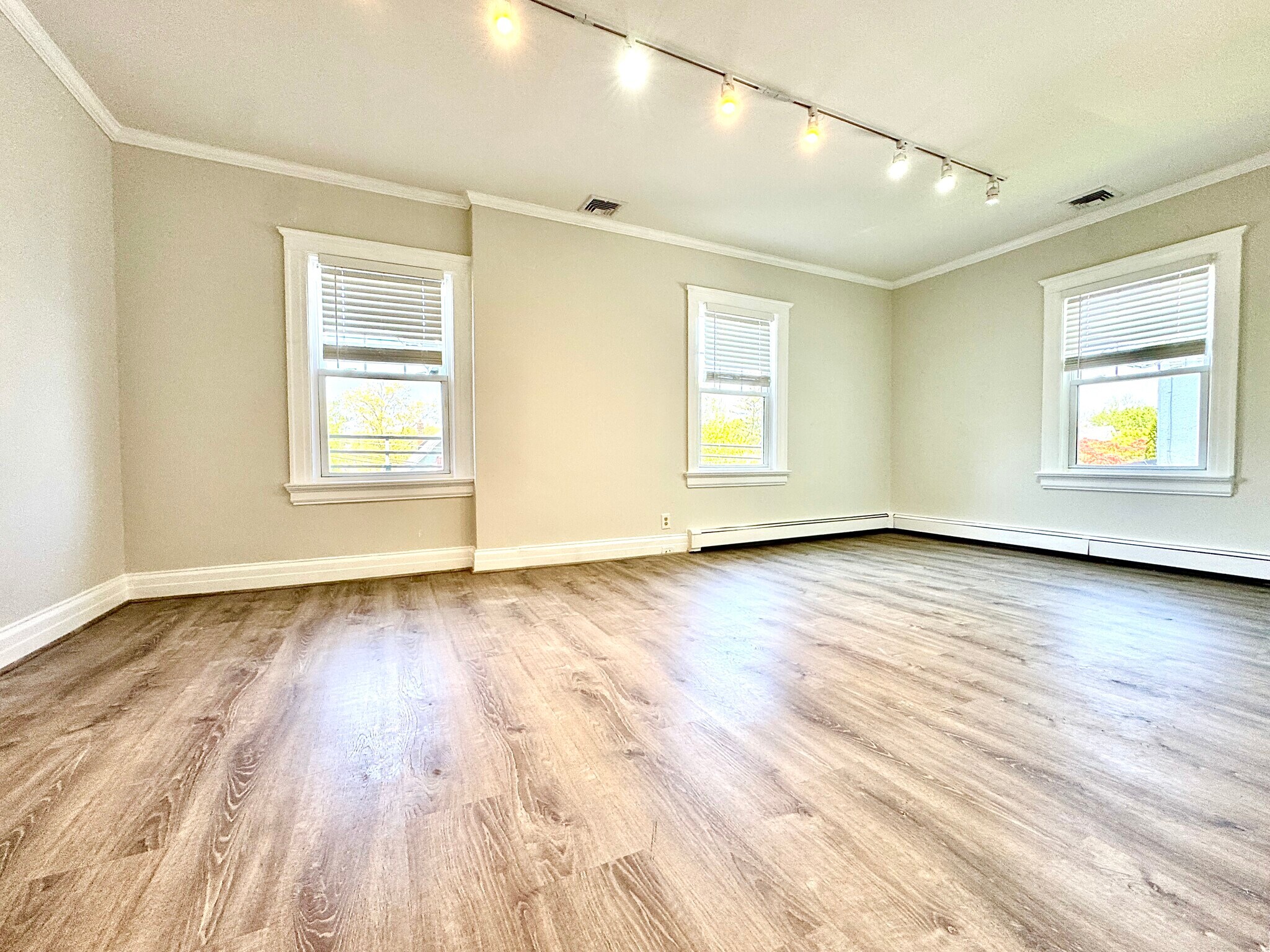 Living room - 50 Western Ave