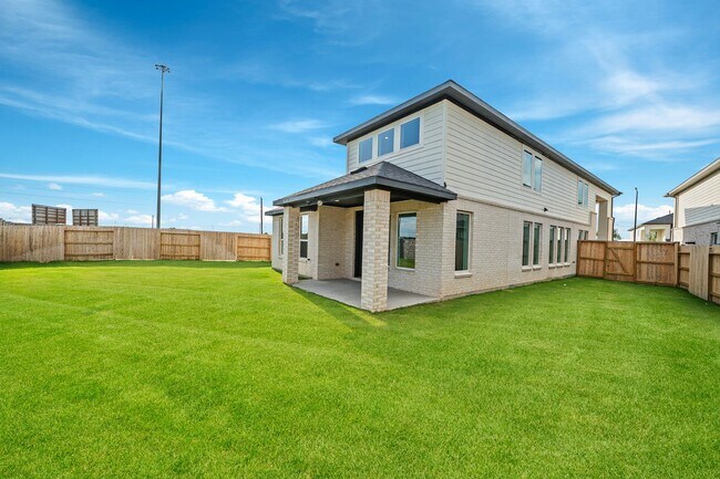 Building Photo - 22135 Rangemore Dr