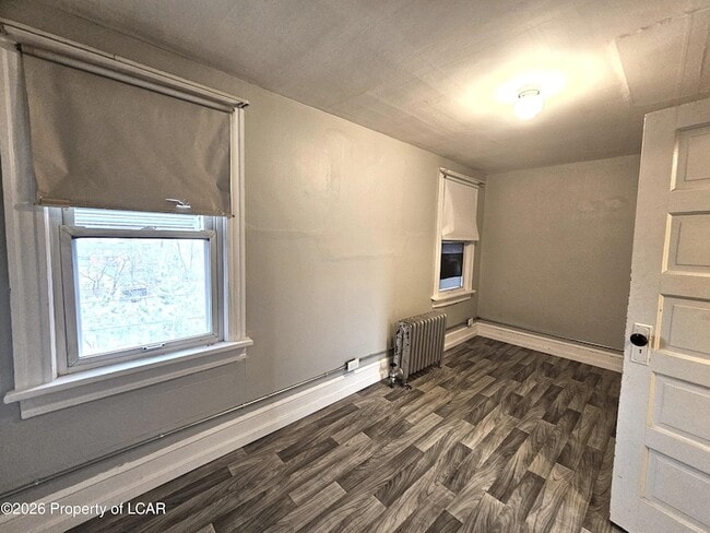 Building Photo - 92 Diamond Ave