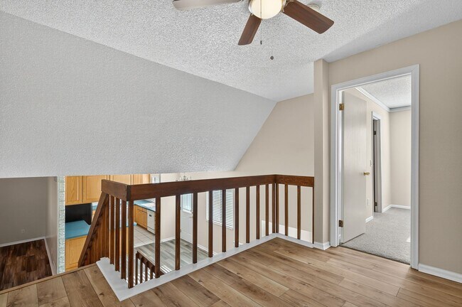 Building Photo - For Rent: Charming 4-Bedroom Tri-Level in ...