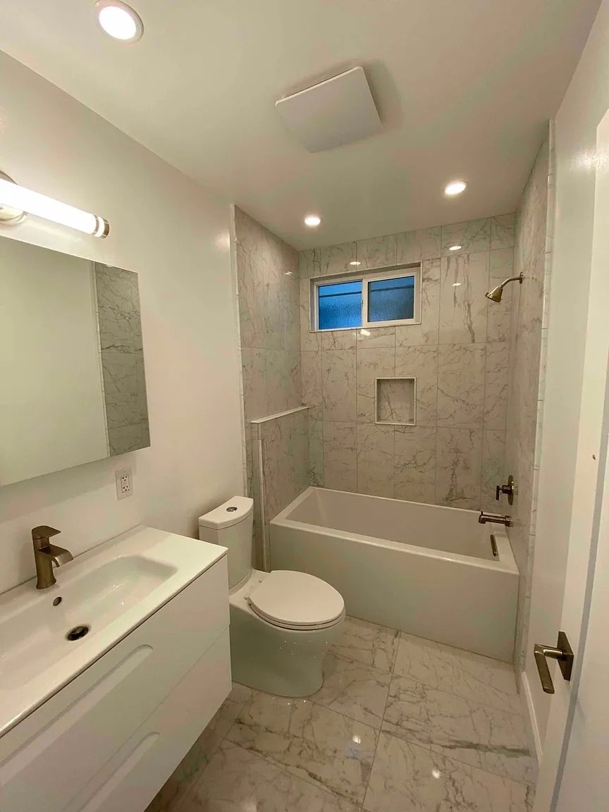 Building Photo - 1715 Glendon Ave