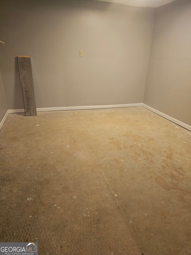 Building Photo - 1390 Oconee Rd