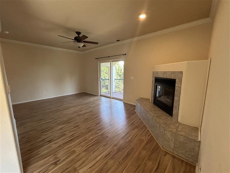 Living room - 3011 Mandalay Grv