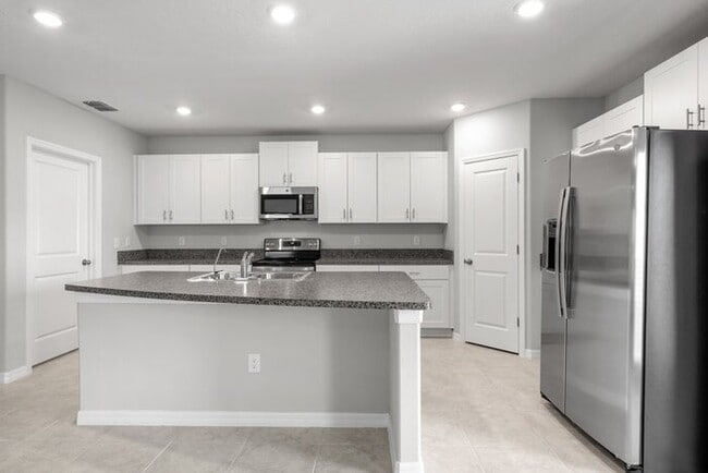Building Photo - Like New Home For Rent in Touchstone!