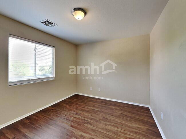 Building Photo - 247 N 152nd Dr
