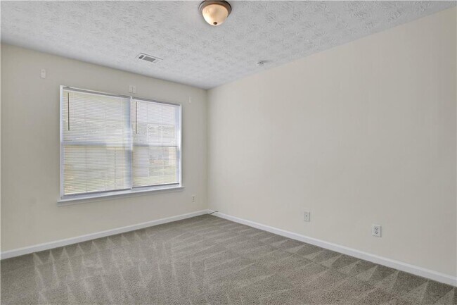 Building Photo - 762 Georgetown Ct