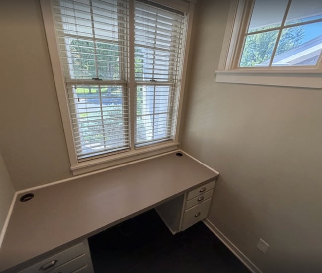 Building Photo - 15822 Drawstone Trail