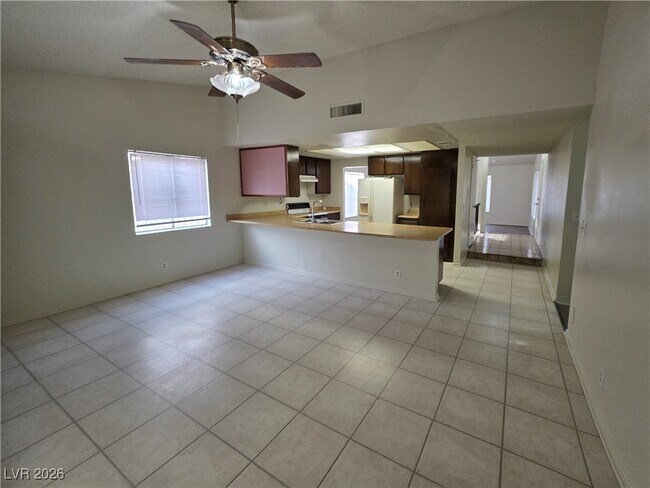 Building Photo - 3214 Anacapa Way