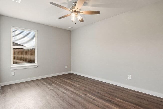 Building Photo - Your Next Home Starts Here