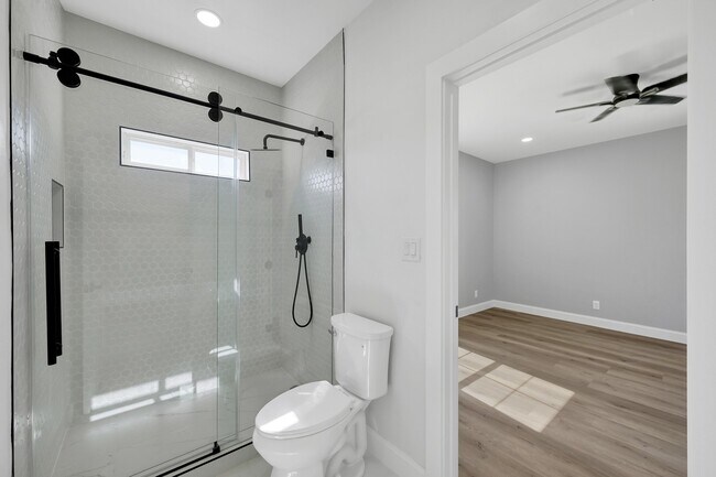 Building Photo - 49 Winterhaven Ln